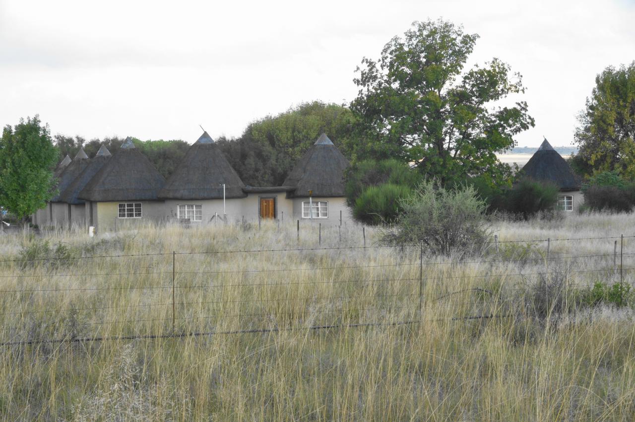 Van Zylsvlei B&B - A Karoo Guest Farm Colesberg Exterior foto